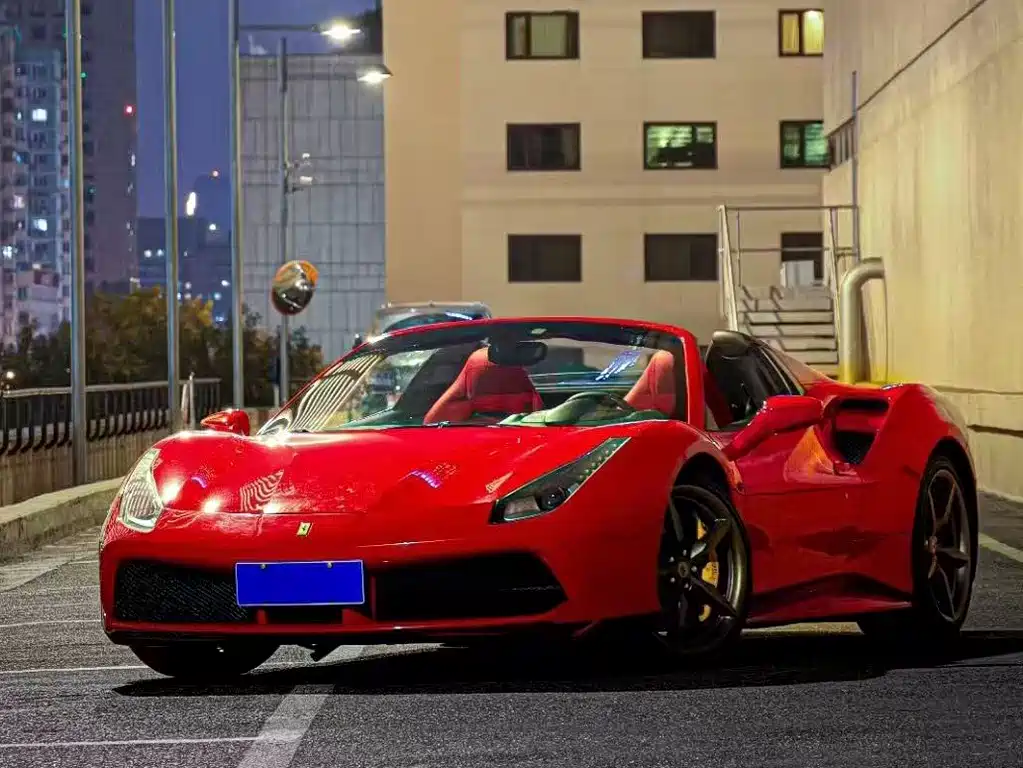 Ferrari 488 2018 — фото 1