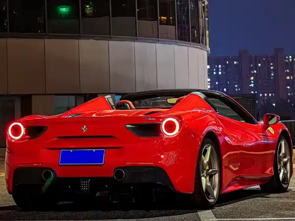 Ferrari 488 2018