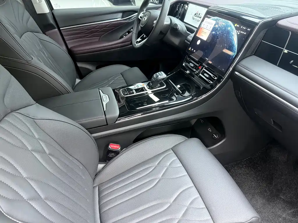 GAC Trumpchi M8 2024 — фото 21