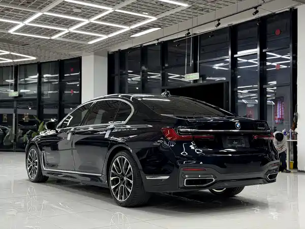 BMW 7 Series 2021