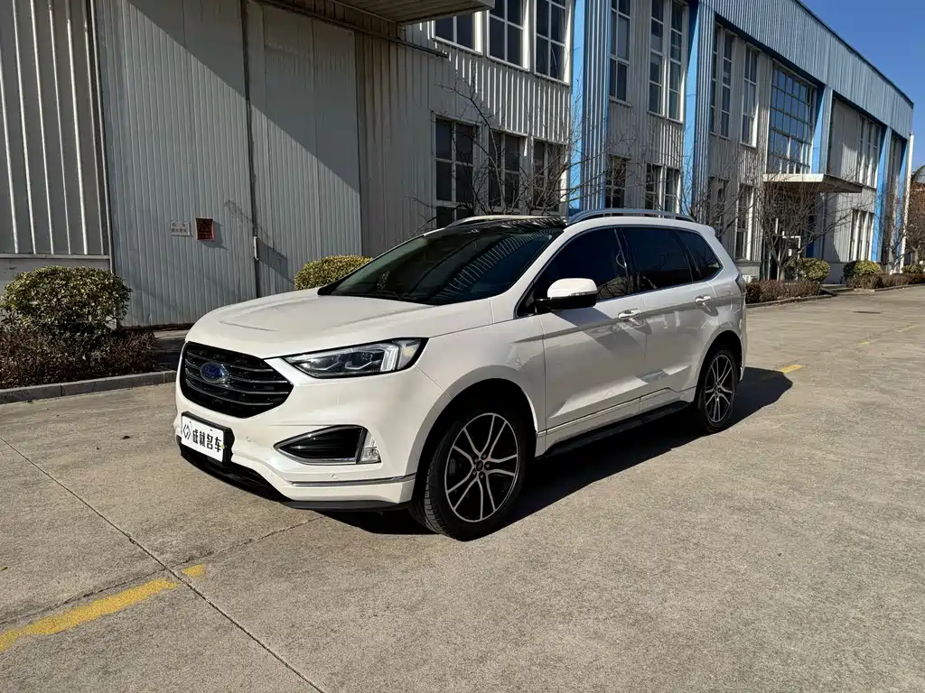Ford Edge 2020 — фото 1
