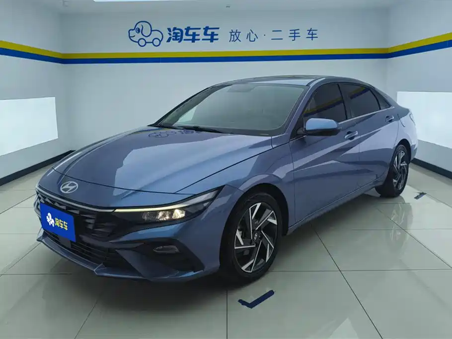 Hyundai Elantra 2023