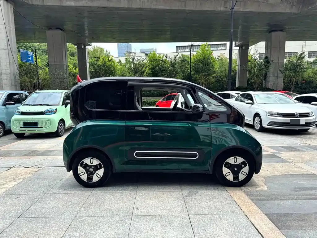 Baojun Kiwi EV 2021 — фото 12