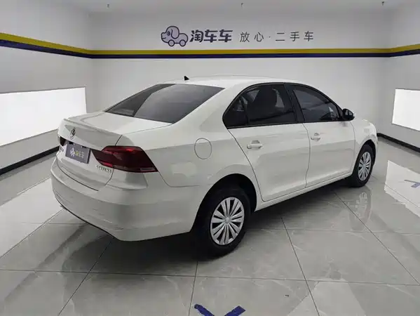 Volkswagen Santana 2021