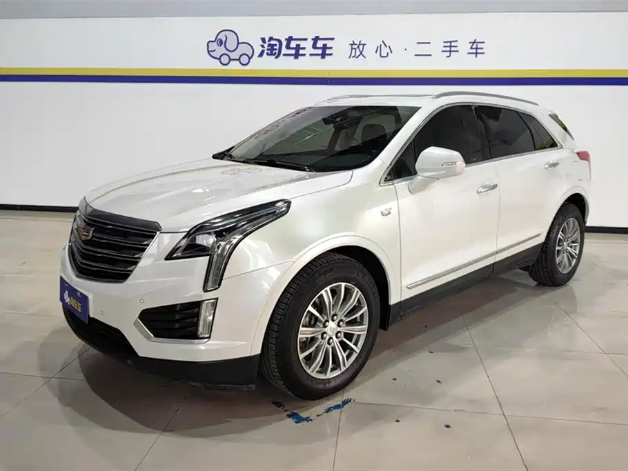 Cadillac XT5 2018 — фото 1