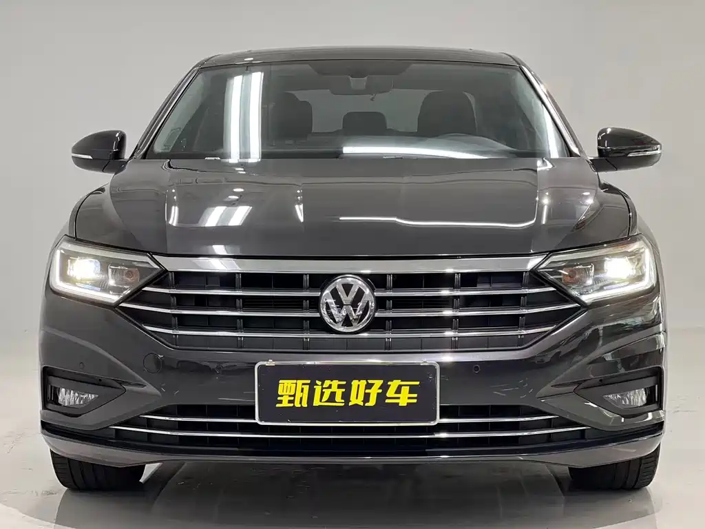Volkswagen Sagitar 2022