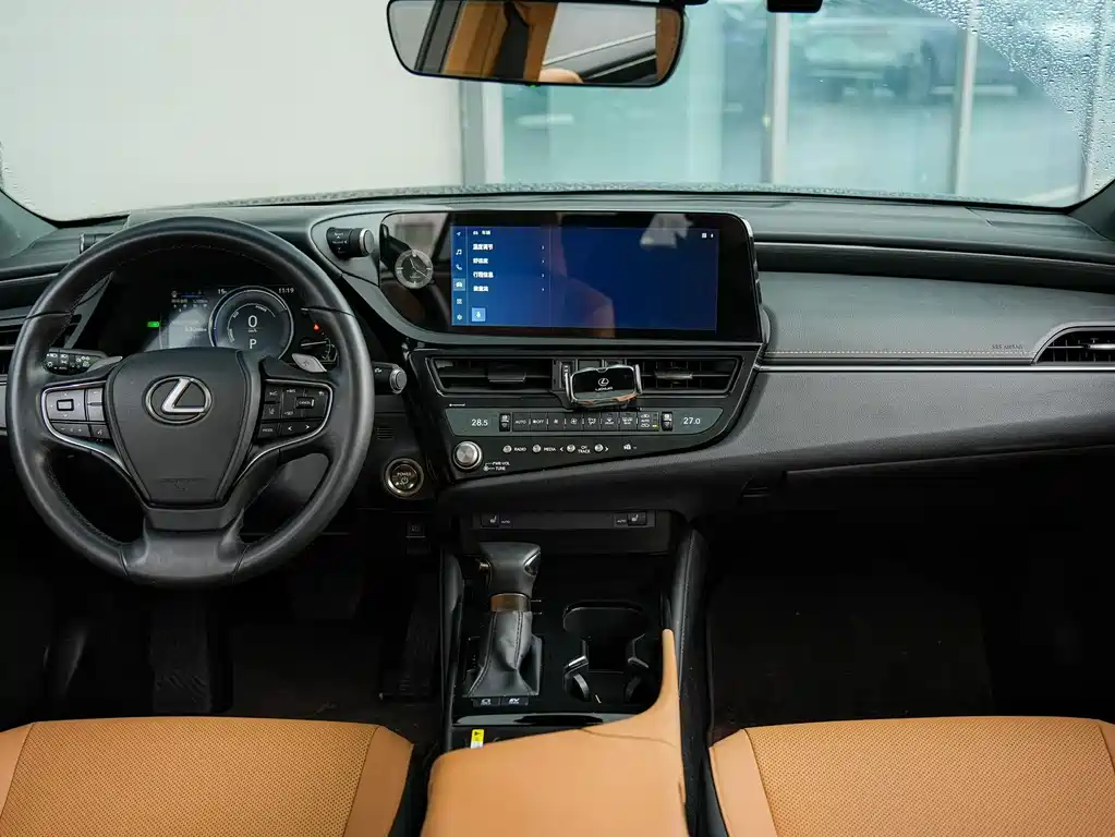 Lexus ES 2023 — фото 15