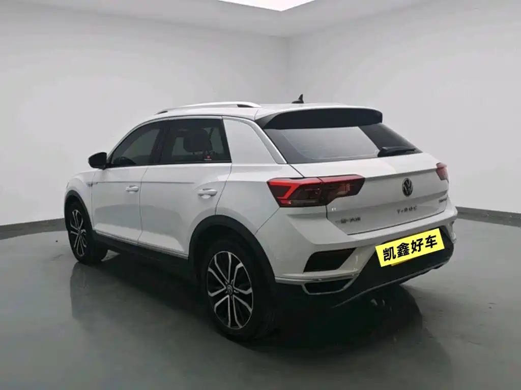 Volkswagen T-Roc 2021 — фото 6