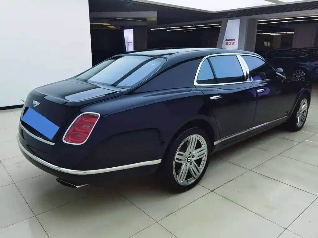 Bentley Mulsanne 2015 — фото 4