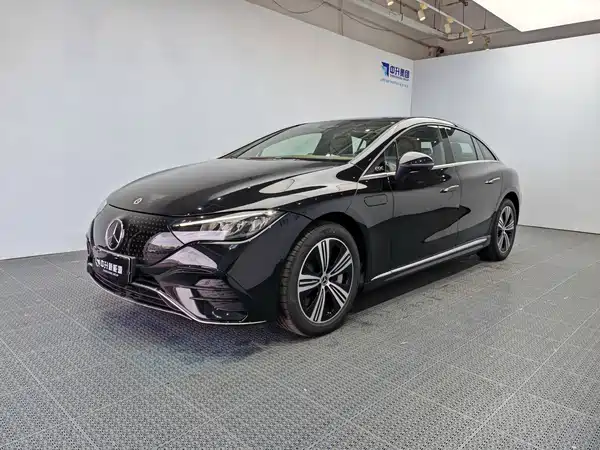 Mercedes-Benz EQE 2025