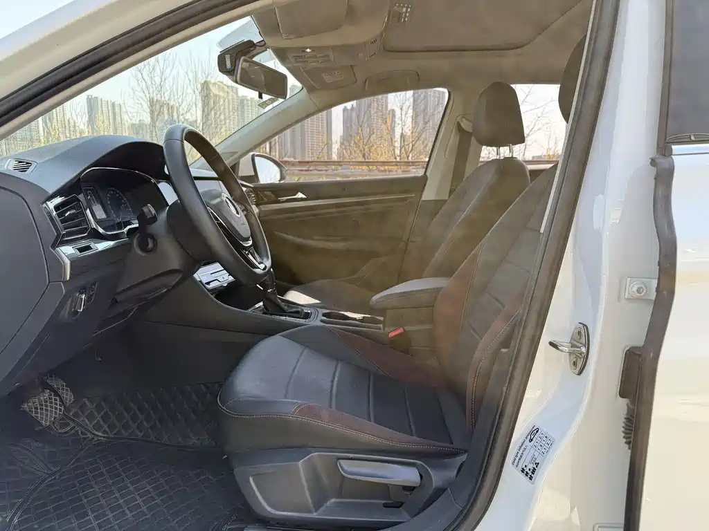 Volkswagen Bora 2021