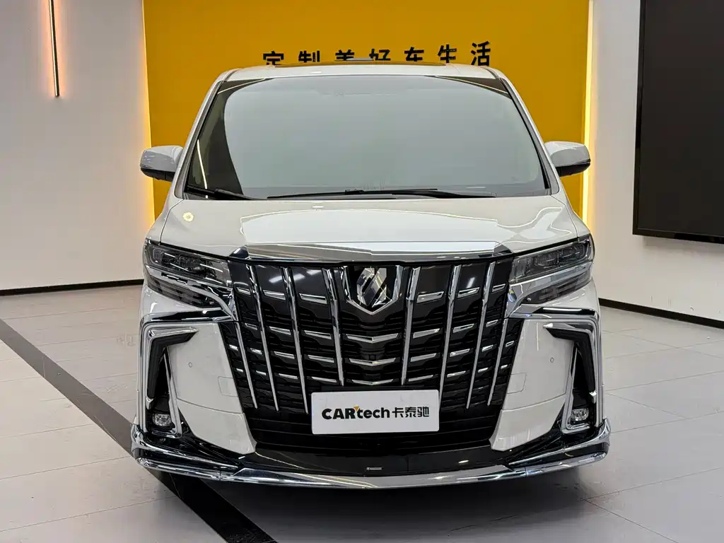 Toyota Alphard 2018 — фото 2
