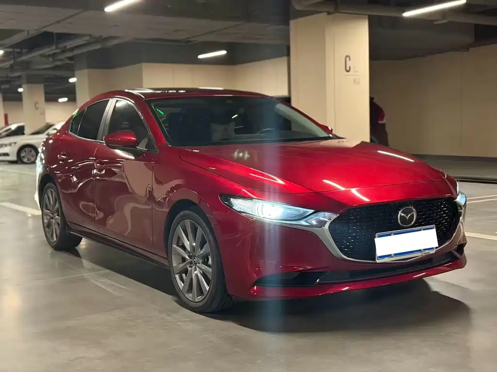 Mazda 3 Axela 2022