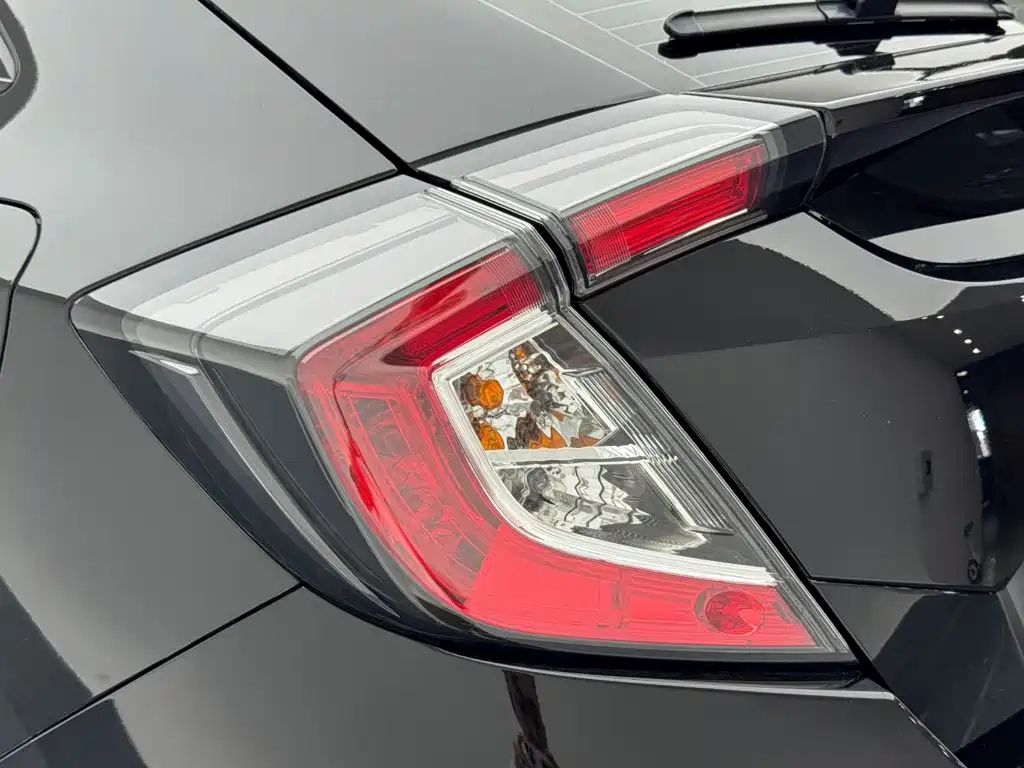 Honda Civic 2020 — фото 12