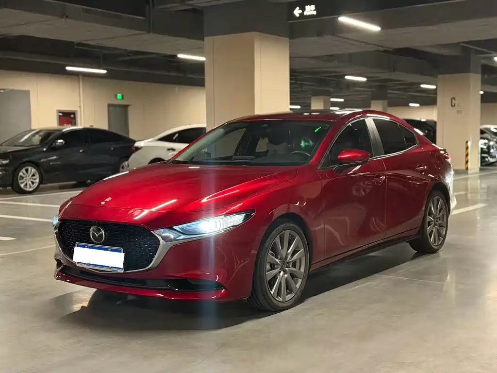 Mazda 3 Axela 2022