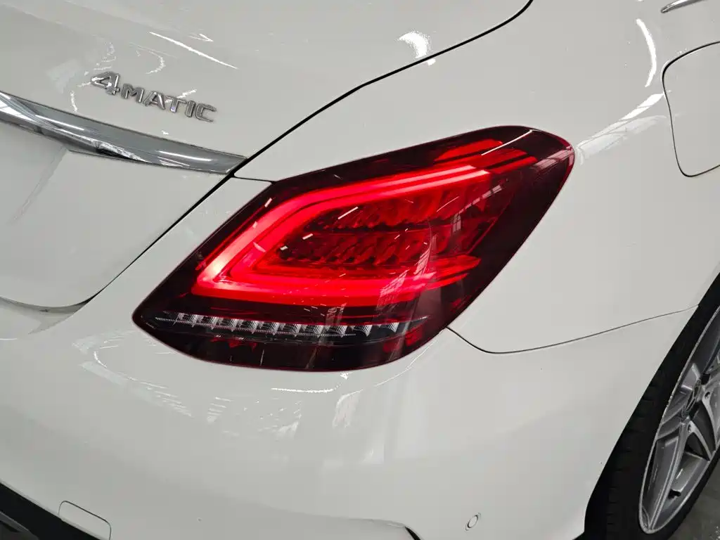 Mercedes-Benz C-Class 2019 — фото 20