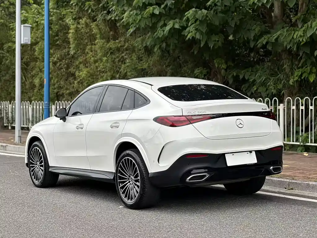 Mercedes-Benz GLC Coupe 2024 — фото 3