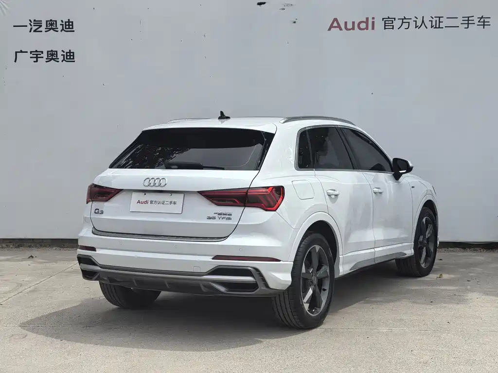Audi Q3 2021 — фото 4