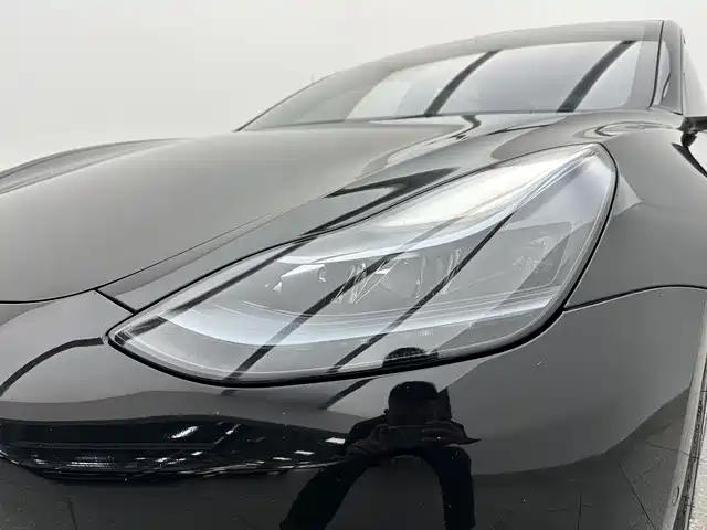 Tesla Model 3 2021 — фото 18