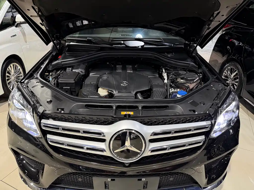 Mercedes-Benz GLS 2018 — фото 26