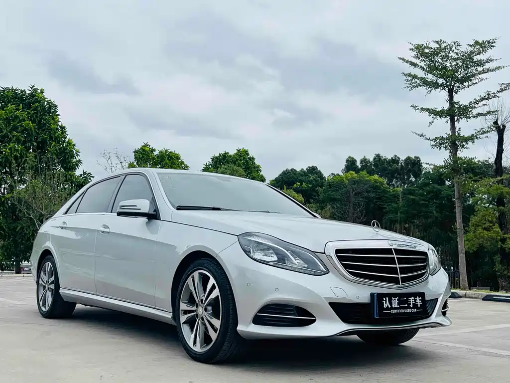 Mercedes-Benz E-Class 2015