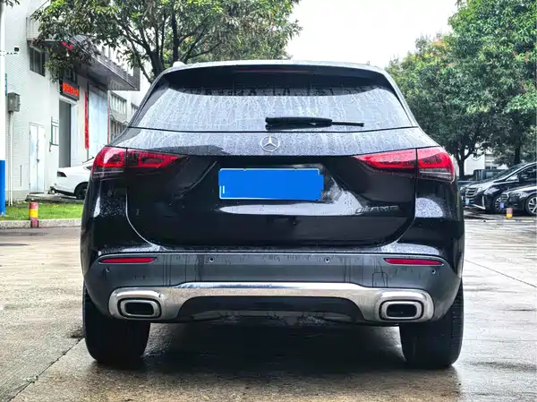 Mercedes-Benz GLA 2021