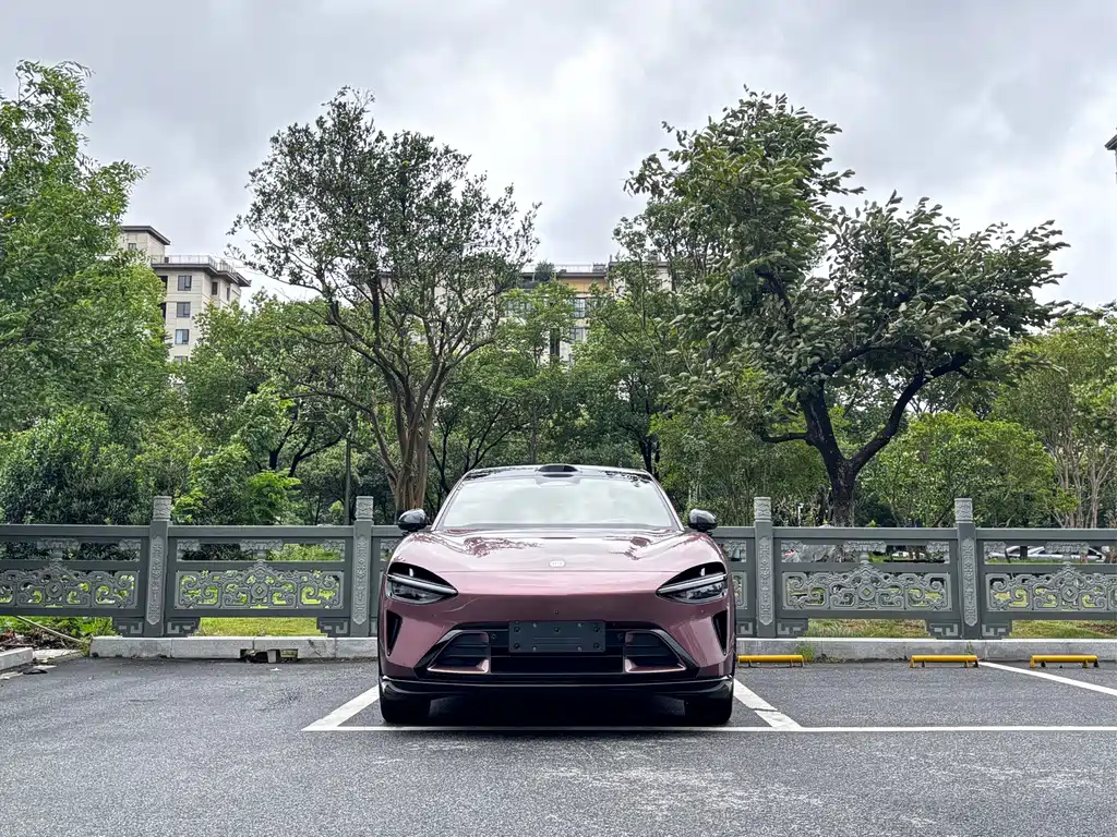 Xiaomi YU7 2025 — фото 2