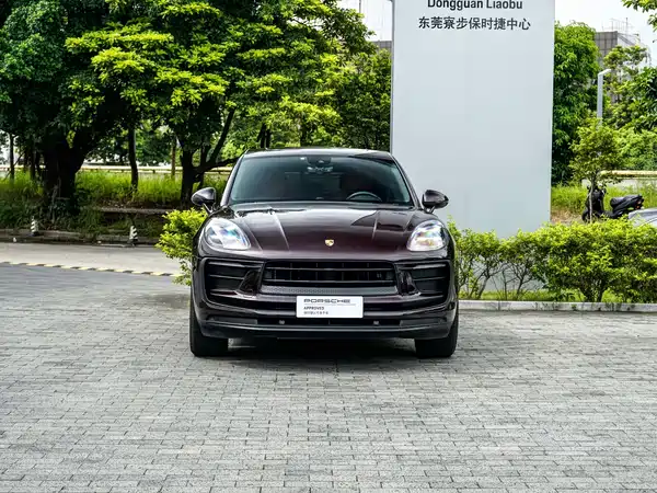 Porsche Macan 2024