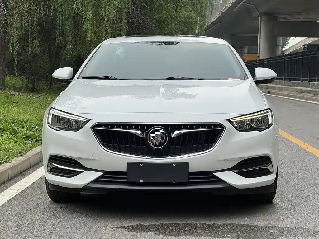 Buick Regal 2020 — фото 2
