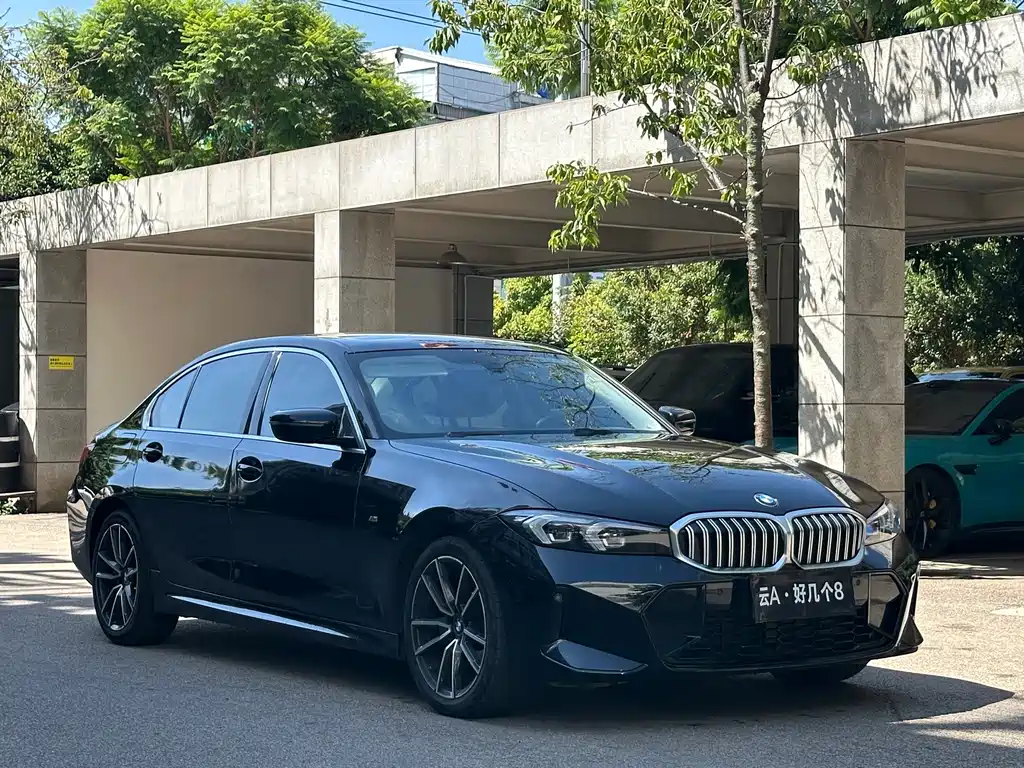 BMW 3 Series 2023