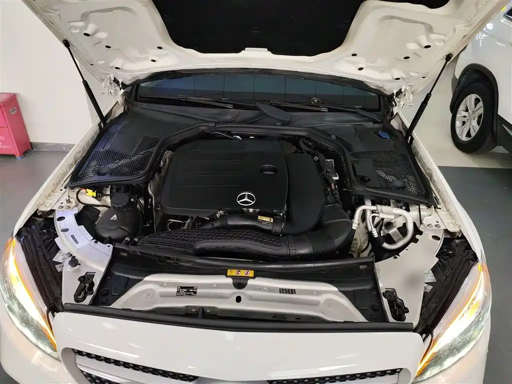 Mercedes-Benz C-Class 2020 — фото 20