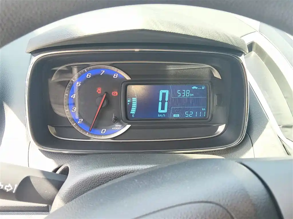 Chevrolet Trax 2015 — фото 12