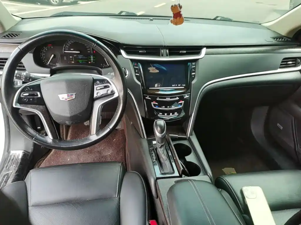 Cadillac XTS 2019 — фото 10