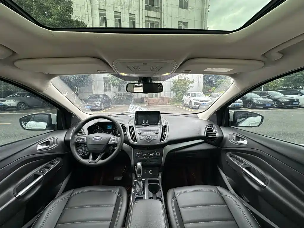 Ford Kuga 2018 — фото 14