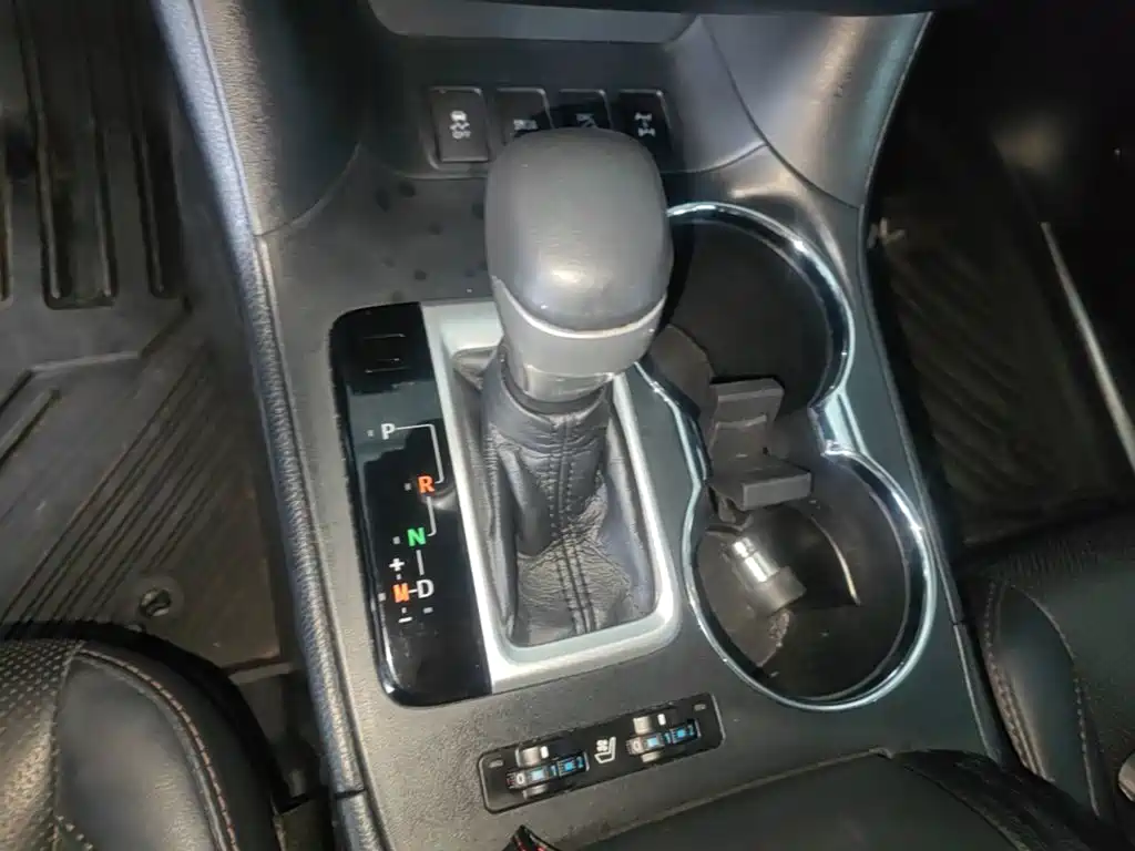 Toyota Highlander 2021 — фото 14