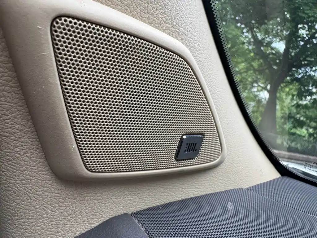 Toyota Prado 2016 — фото 23