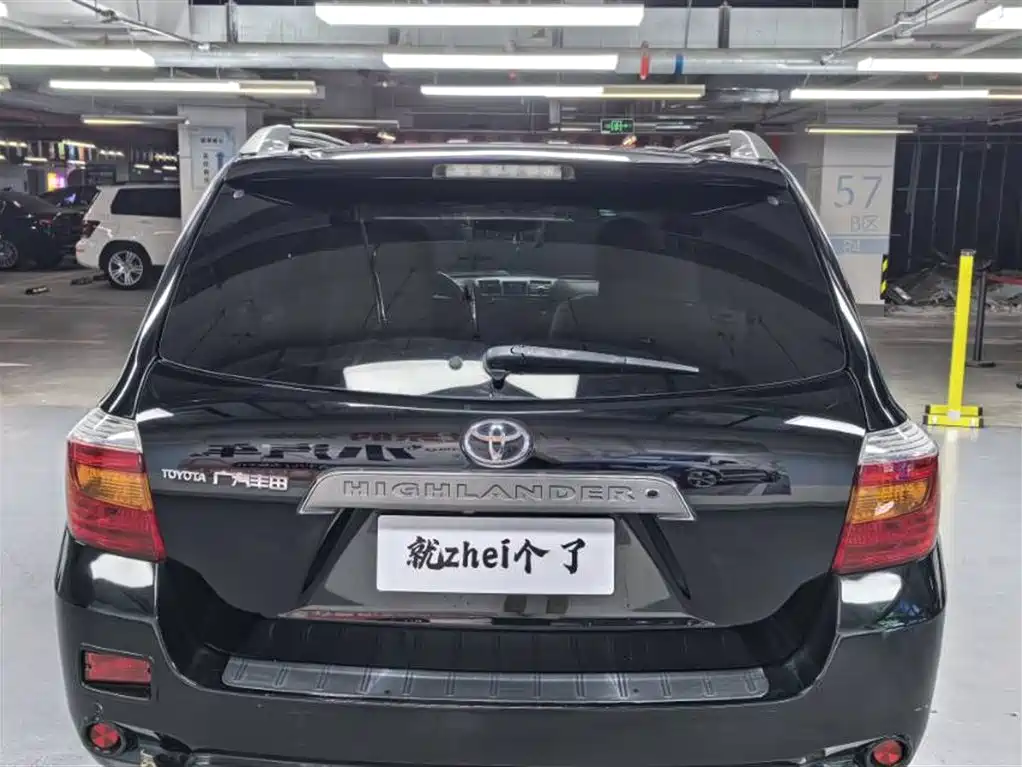 Toyota Highlander 2011 — фото 10