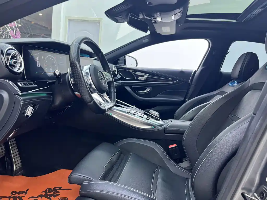Mercedes-Benz AMG GT 2019 — фото 10