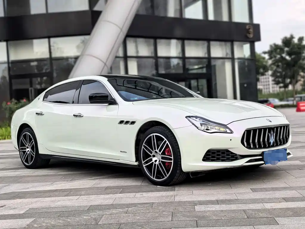 Maserati Quattroporte 2014 — фото 3