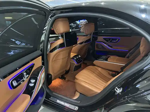 Mercedes-Benz S-Class 2024