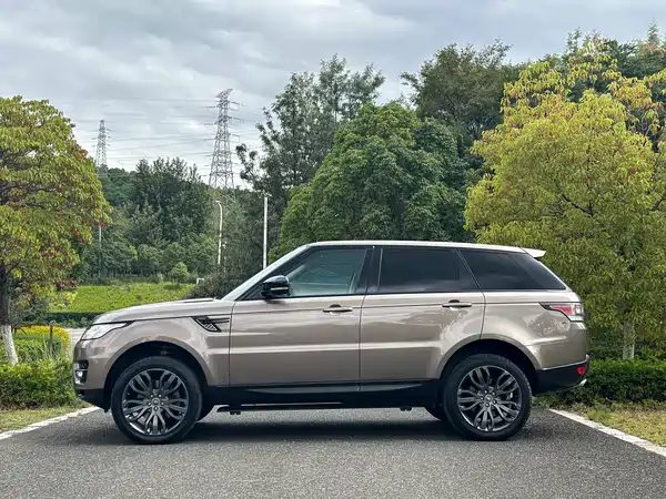 Land Rover Range Rover Sport 2014
