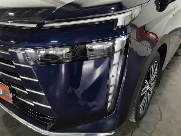 GAC Trumpchi E8 PHEV 2024