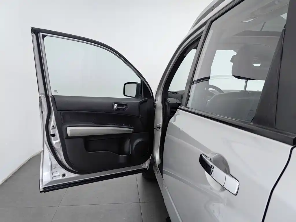 Nissan X-Trail 2014 — фото 8