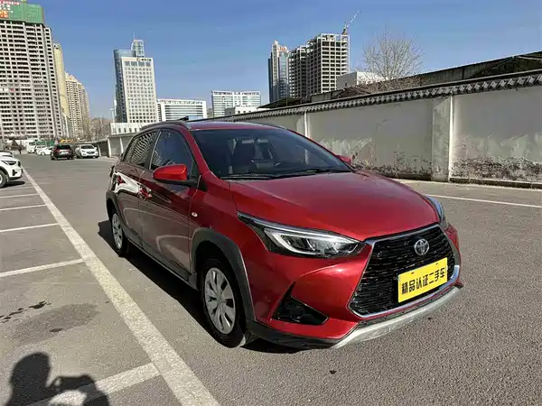 Toyota Yaris L 2022