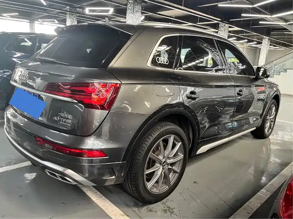 Audi Q5L 2023