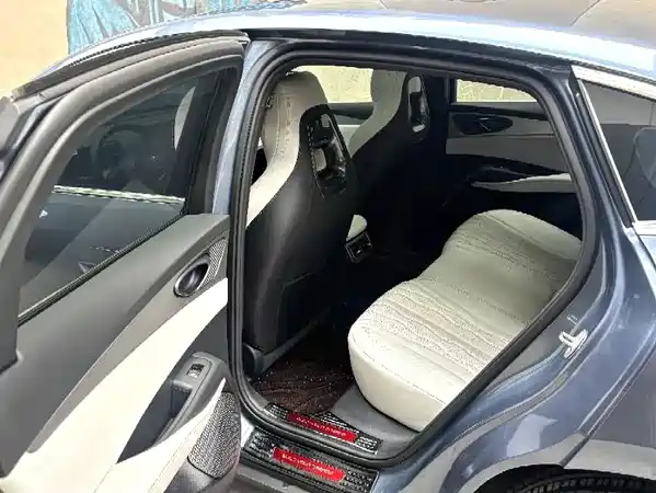 BYD Seal 06 2025