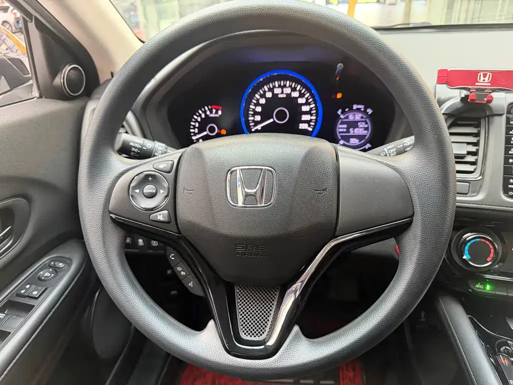 Honda Vezel 2022 — фото 14