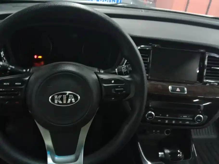 Kia K4 2016 — фото 12