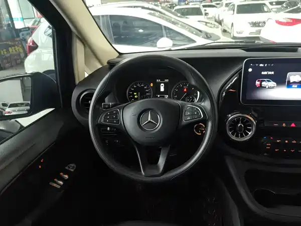 Mercedes-Benz Vito 2021