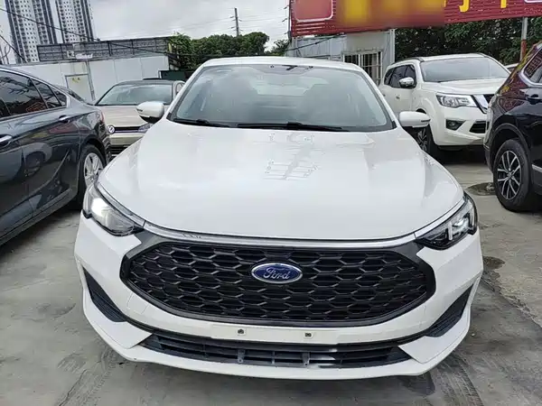 Ford Escort 2021